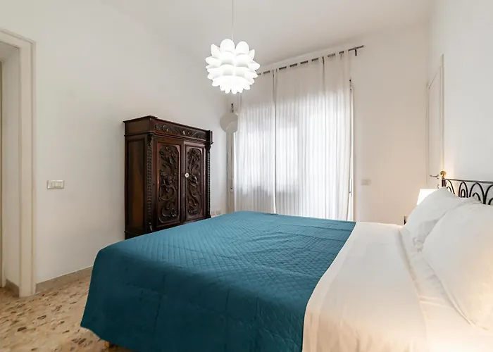 Livia's Vatican House - Metro Valle Aurelia & Wi-fi Apartamento *